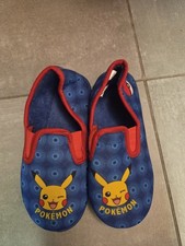 Pokémon chaussons enfant unisexe Pikachu à enfiler EU 31 bleu rouge jaune