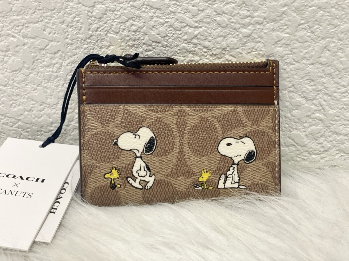 Coach X Peanuts Mini Skinny ID Case Signature Canvas W/Snoopy