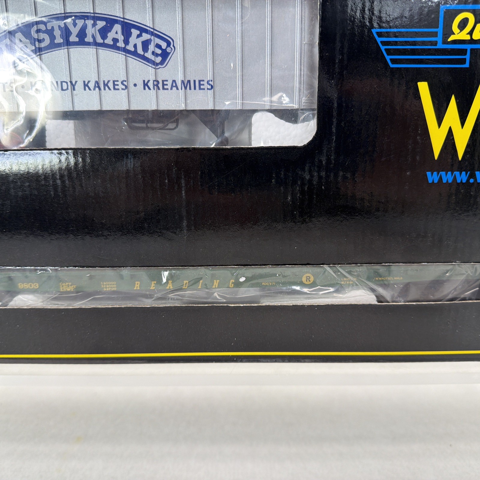 Weaver TCA 2014 TastyKake 35’ Trailer Reading 50’ Flat Car O Gauge New #9803