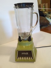Vintage Waring Blender Avocado Model 11-094