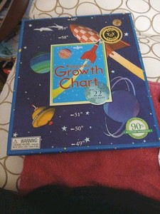 eeBoo KEEPSAKE CHILD'S SPACE GROWTH CHART WINNER OF GOLD SEAL BEST TOY AWARD NIB