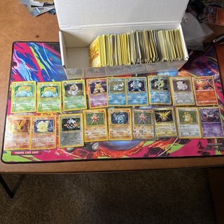 600 Pokemon Card Lot WOTC XY Vintage Bulk Collection