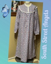 LANZ OF SALZBURG  BLUE TYROLEAN HEART   Long FLANNEL Nightgown  MEDIUM