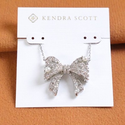 Kendra Scott | Krista - Silver White Mix Bow Pendant Necklace