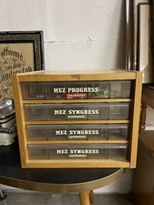 MEZ Kurzwarenvitrine, Schubladenschrank, alter Nähgarnschrank, Nähseidenschrank