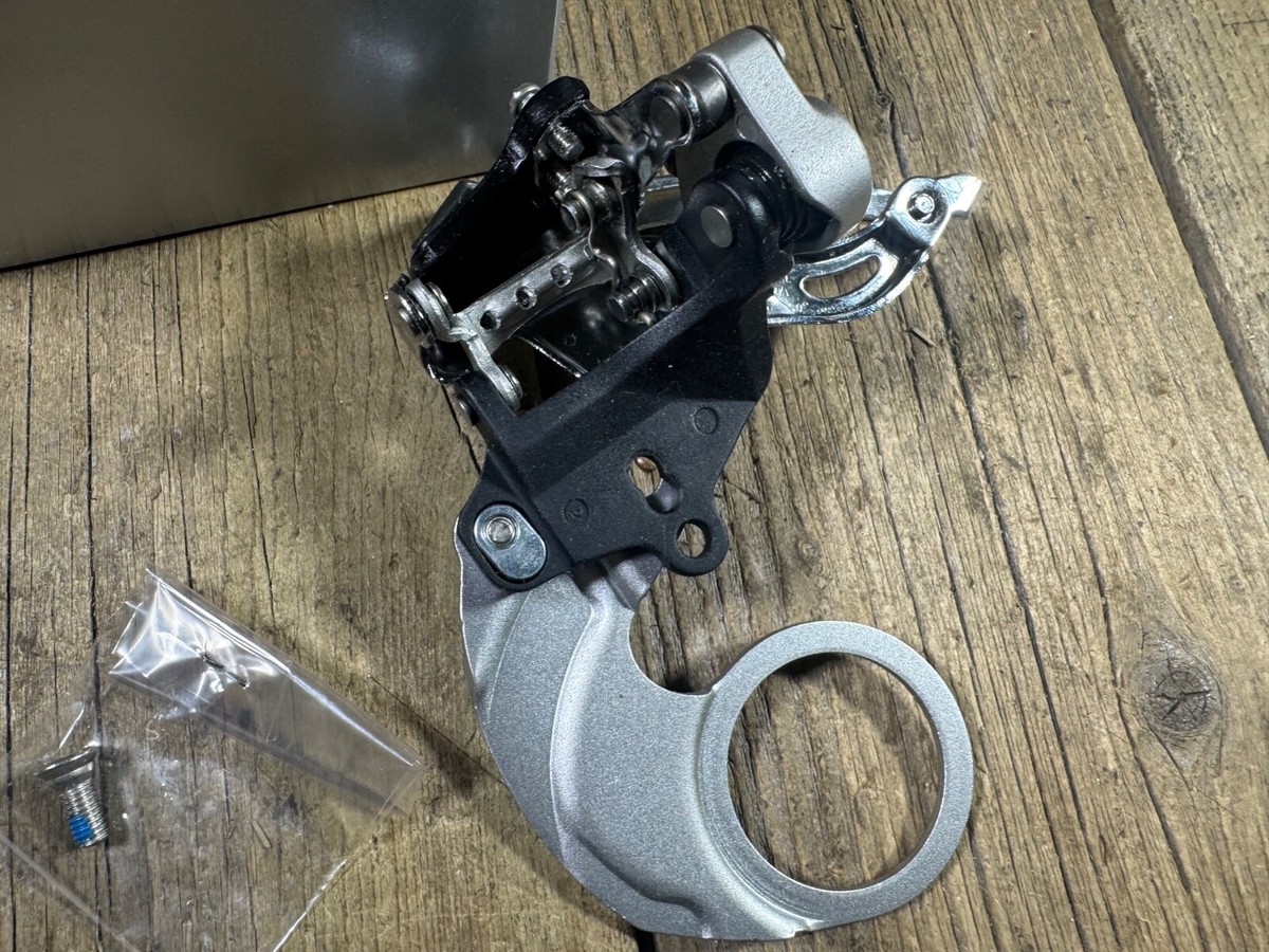 744358_3