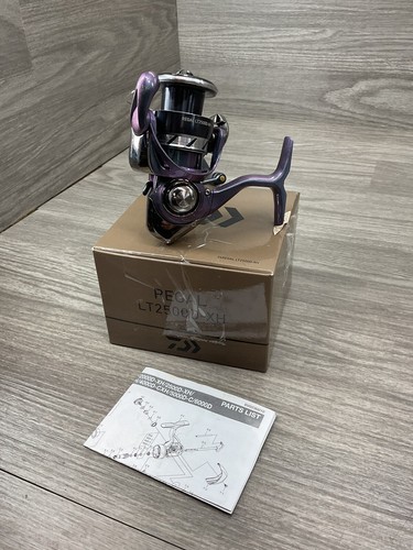 Moulinet Spinning Daiwa Regal LT2500D-XH - Rapport 6.2:1, 6 Roulements, Neuf