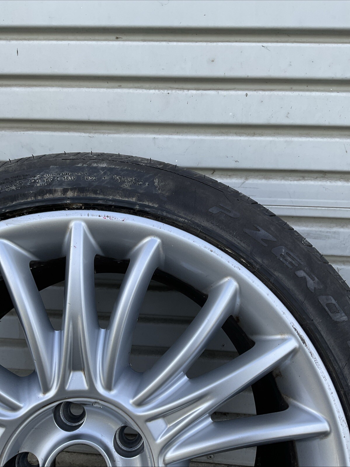 14-17 Maserati Quattroporte, Rear Wheel / Rim, Curb Rash, 19",  P/N 98015712 #2