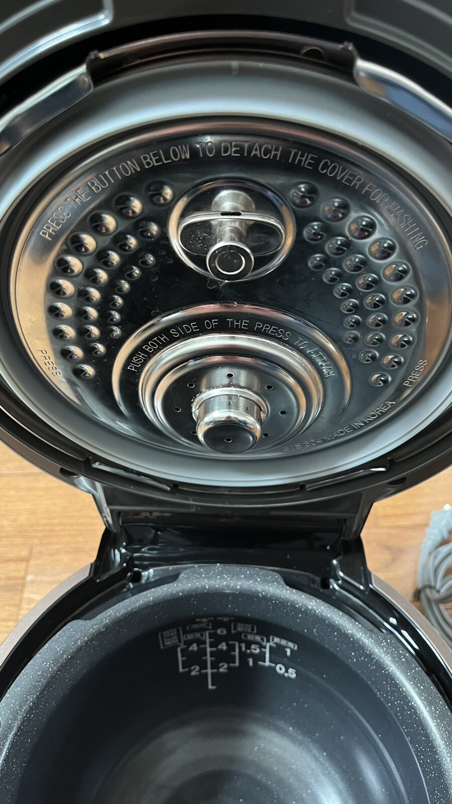 **Gently Used** CUCKOO CRPJHSR0609F 6 Cup Stainless Smart Pressure