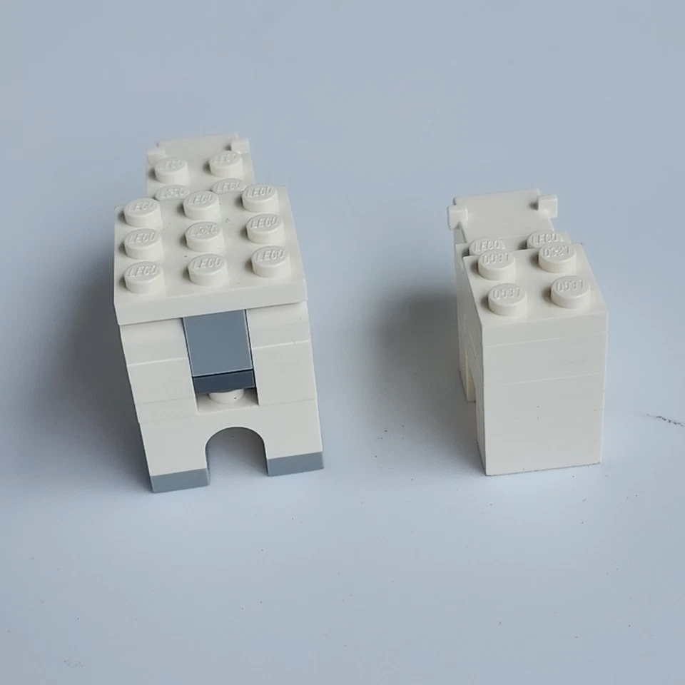 LEGO Minecraft Oso Polar Bien Jugado Animal Ártico Oso Minebear02 con Bebé Cachorro Oso Foto 2 de 4