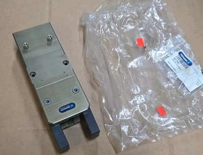 SCHUNK 303695 PRG 64-60 Radial Gripper 60° 0303695