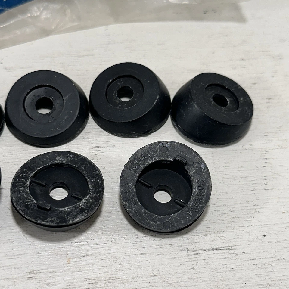 Lote de 7 nuevos biseles de antena de radio de goma Buick Lesabre Electra OEM GM 20662034 Foto 4 de 4