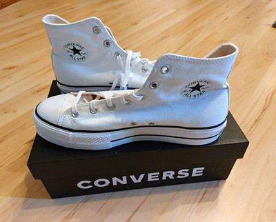 Converse Chuck Taylor All Star High Top Sneaker Weiß EU 44,5 US 10,5 Neu
