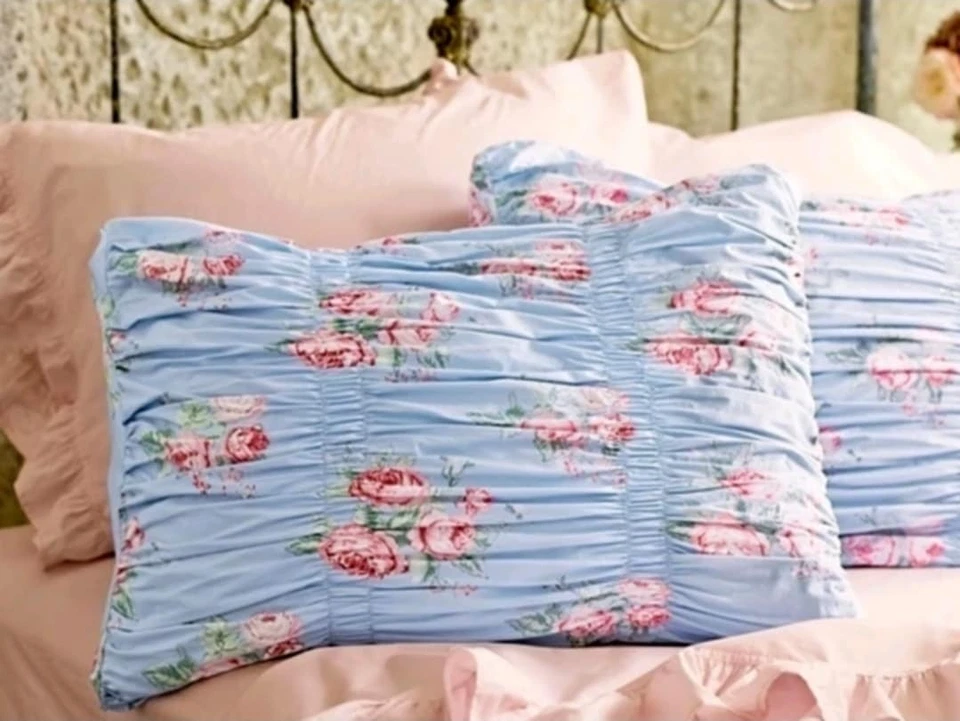 Simply Shabby Chic Rachel Ashwell Cabbage Rose Ruched KING Duvet Set w/ Shams - Image 3 of 4