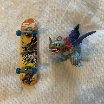 Digimon Virus MetalGraymon Mini Skateboard & Figur Bandai H-T - Bild 1 von 4