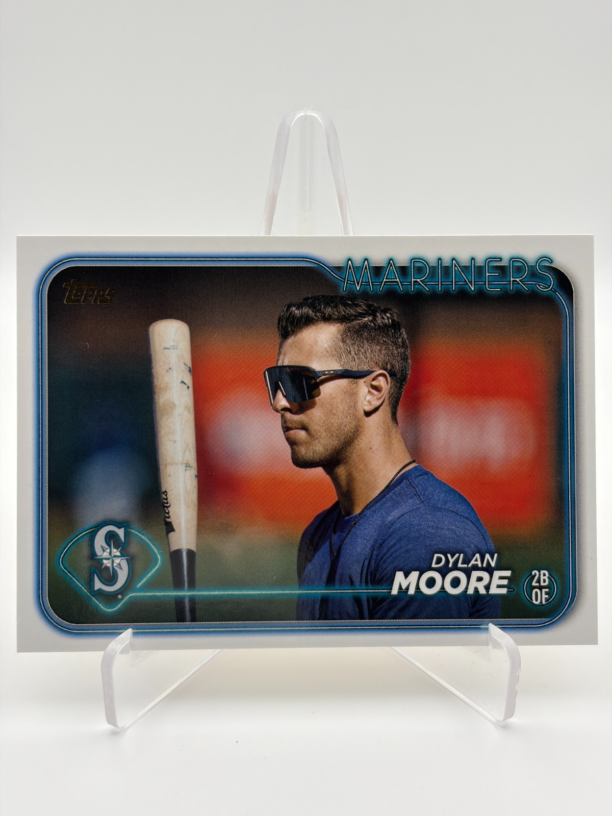 2024 Topps Series 1 DYLAN MOORE #441 Golden Mirror Image Variation Mariners