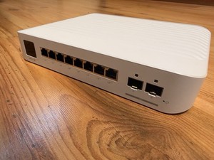 Ubiquiti UniFi USW-PRO-8-POE Netzwerk-Switch