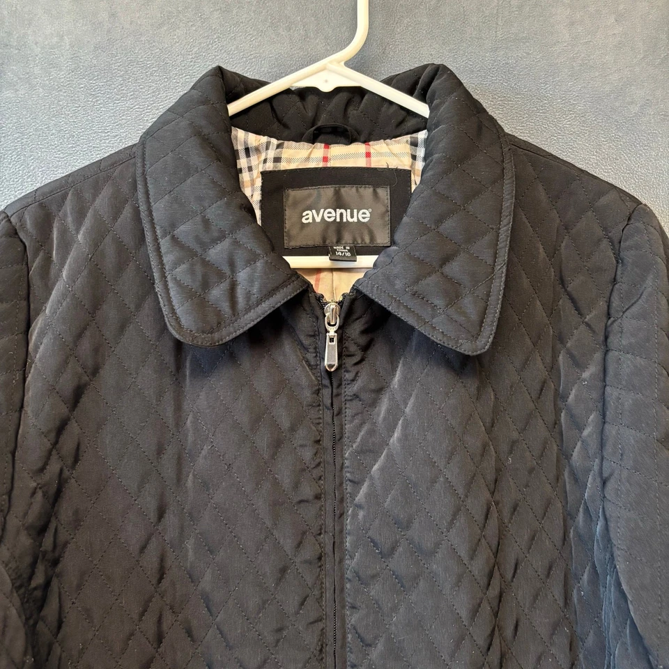 Abrigo Avenue Talla Grande 14/16 Chaqueta Acolchada Cremallera Forrada a Cuadros Preppy Acogedor Cálido Foto 4 de 4