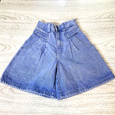 Vintage Levis 900 Series Women's Jean Shorts High Waist Flare Fits Small