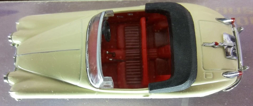 1 JAGUAR 150 XK CREAM CONVERTIBLE DINKY Cream On Red 1960 DROPHEAD JAGUAR XK-150 - Image 3 of 4
