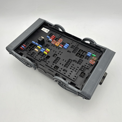 #ad 07 09 Tahoe Yukon Escalade Fuse Box Power Distribution Partial Fuses 25905681 $69.99