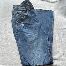 No Boundaries Distressed Raw Hem Blue Denim Stretch 5-Pocket Women's Jeans