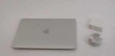 Apple MacBook Pro 2022 M2 8C CPU 10C GPU 13