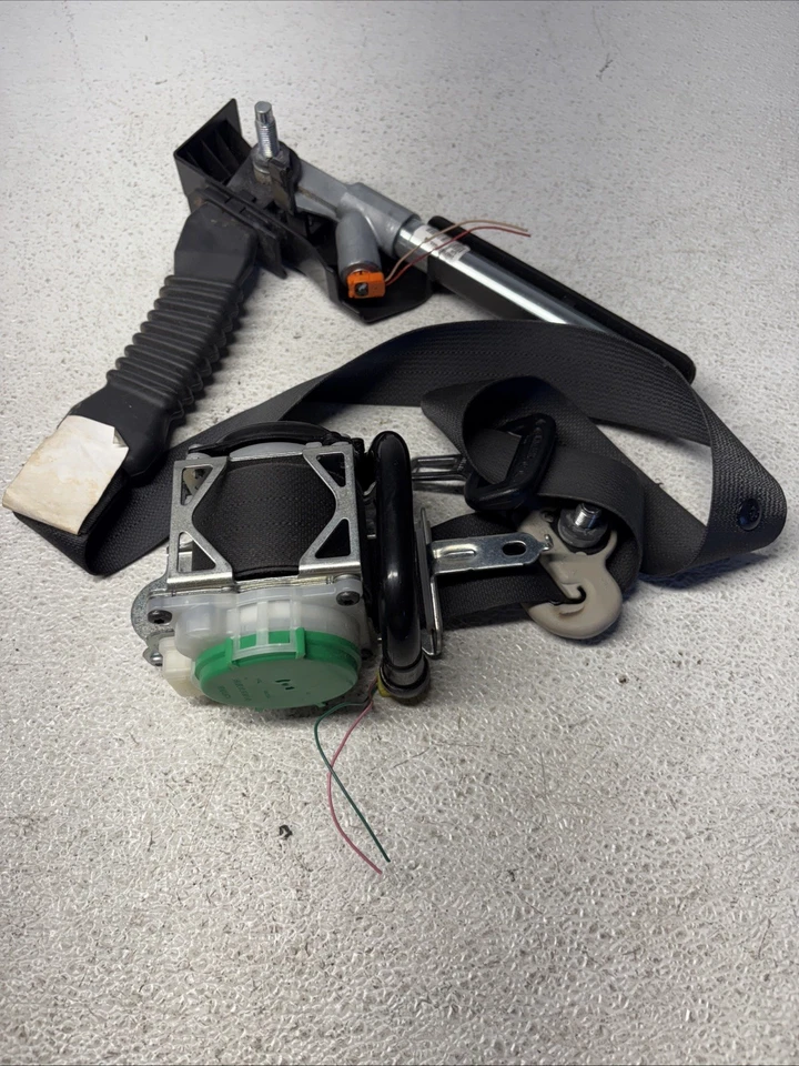 ✅ Cinturones de seguridad delanteros laterales izquierdo Nissan Altima 2013-2018 color negro Foto 4 de 4