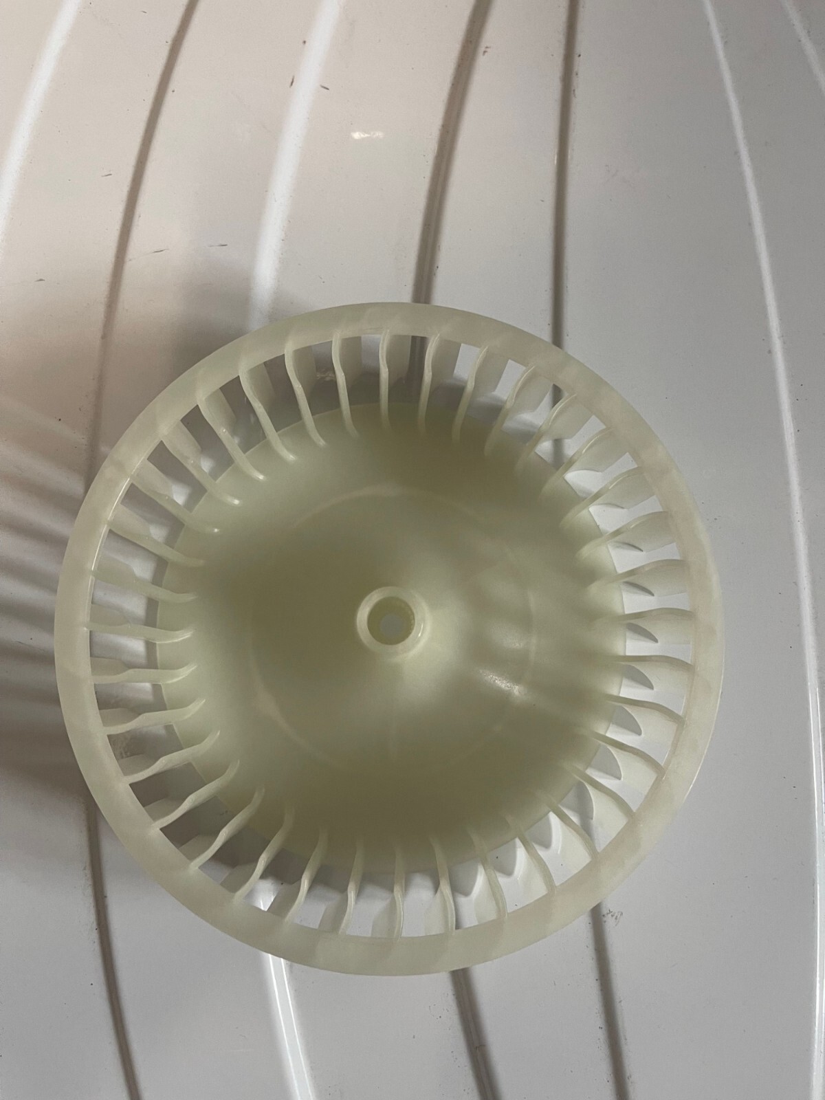 Ventilateur condenseur C00526646 silencieux pour gestion thermique boite 271 OKI
