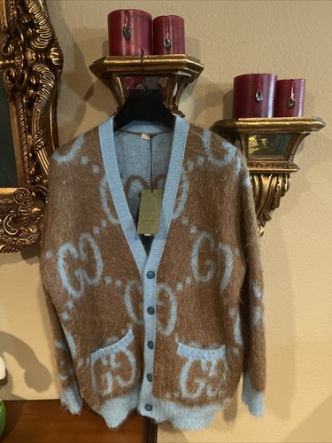Authentic GUCCI Brown Reversible GG 