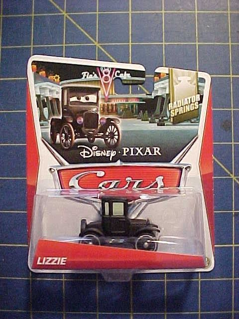 DISNEY PIXAR CARS LIZZIE! RADIATOR SPRINGS 13/15! NIP 2013 WHITE