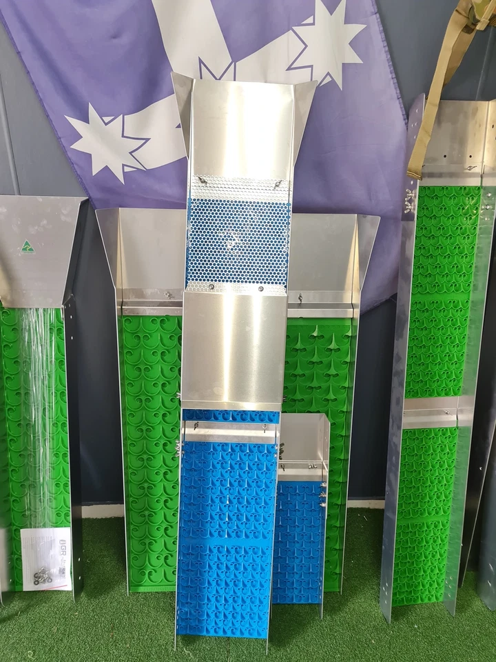 1088 Gold Rat sluice - with Mini cell Dream mat - image 3 of 4