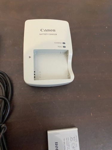 Canon PowerShot Digital ELPH SD1300 IS Digital Camera Bundle - Picture 7 of 15