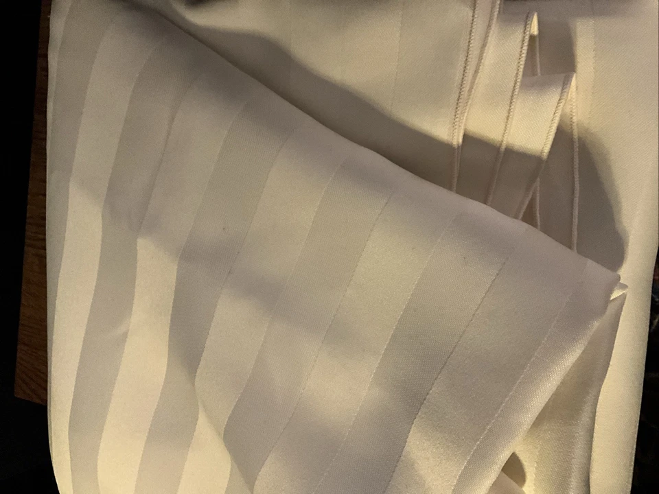 New SQUARE Polyester Tablecloths Wedding Party Supply 90”x90” - Image 3 of 3