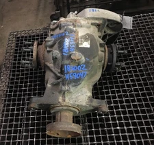 2001-2004 BMW X5 Rear Differential Carrier Assembly 3.0L AT OEM