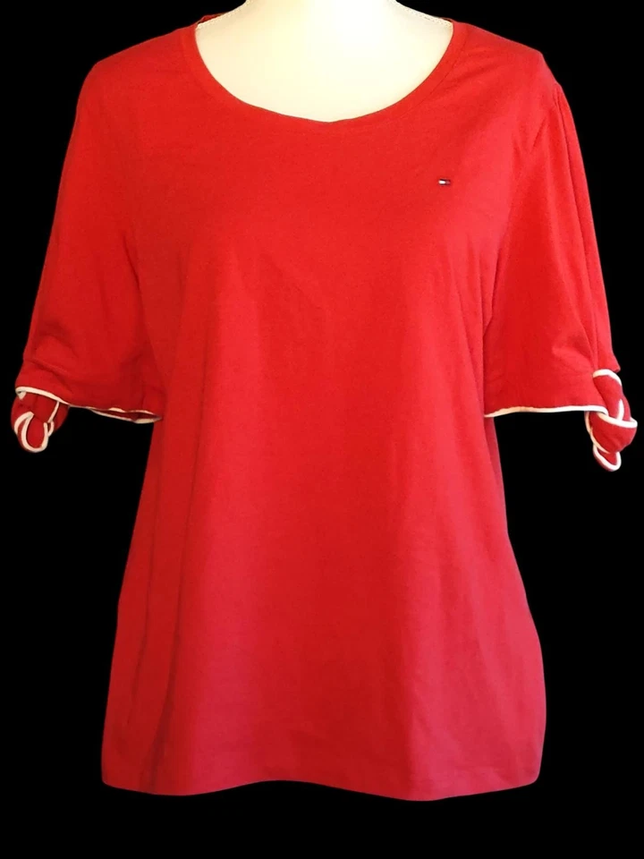 Camiseta Feminina Tommy Hilfiger Vermelha Manga Curta - Imagem 3 de 4