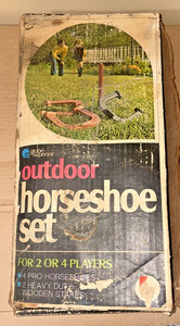 Vintage Toy Pitching Horseshoes In Box Globe Superior