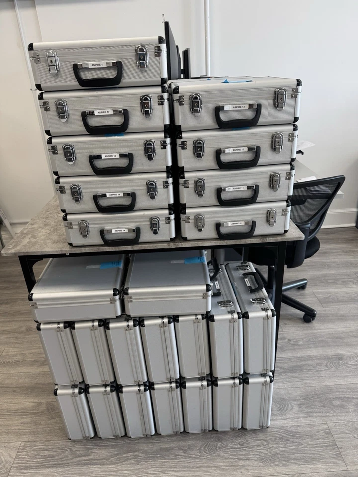 Cámara de retina portátil para exámenes de retina diabética Foto 2 de 4