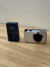 Canon PowerShot A3300 IS 16.0MP Digital Camera 5x Zoom 4 Gig SD Card