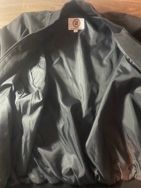 Picture 2 of 5