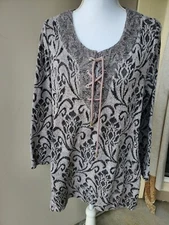 Catherines Sweater Womens 0X 14-16 Gray Black Floral Lace Up Front Boho Tunic