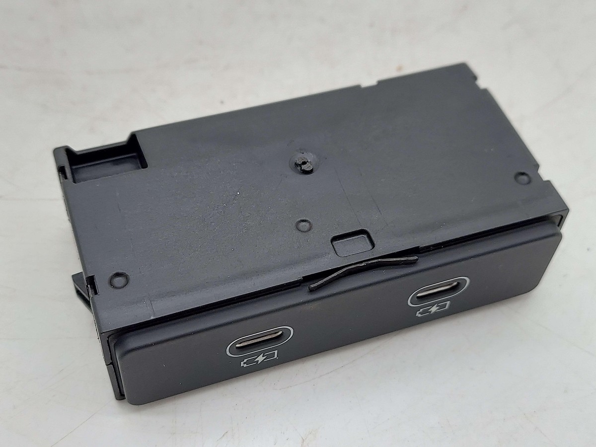 2023 Audi Q8 E-tron Quattro Rear Usb C Hub 4N1035954 | eBay