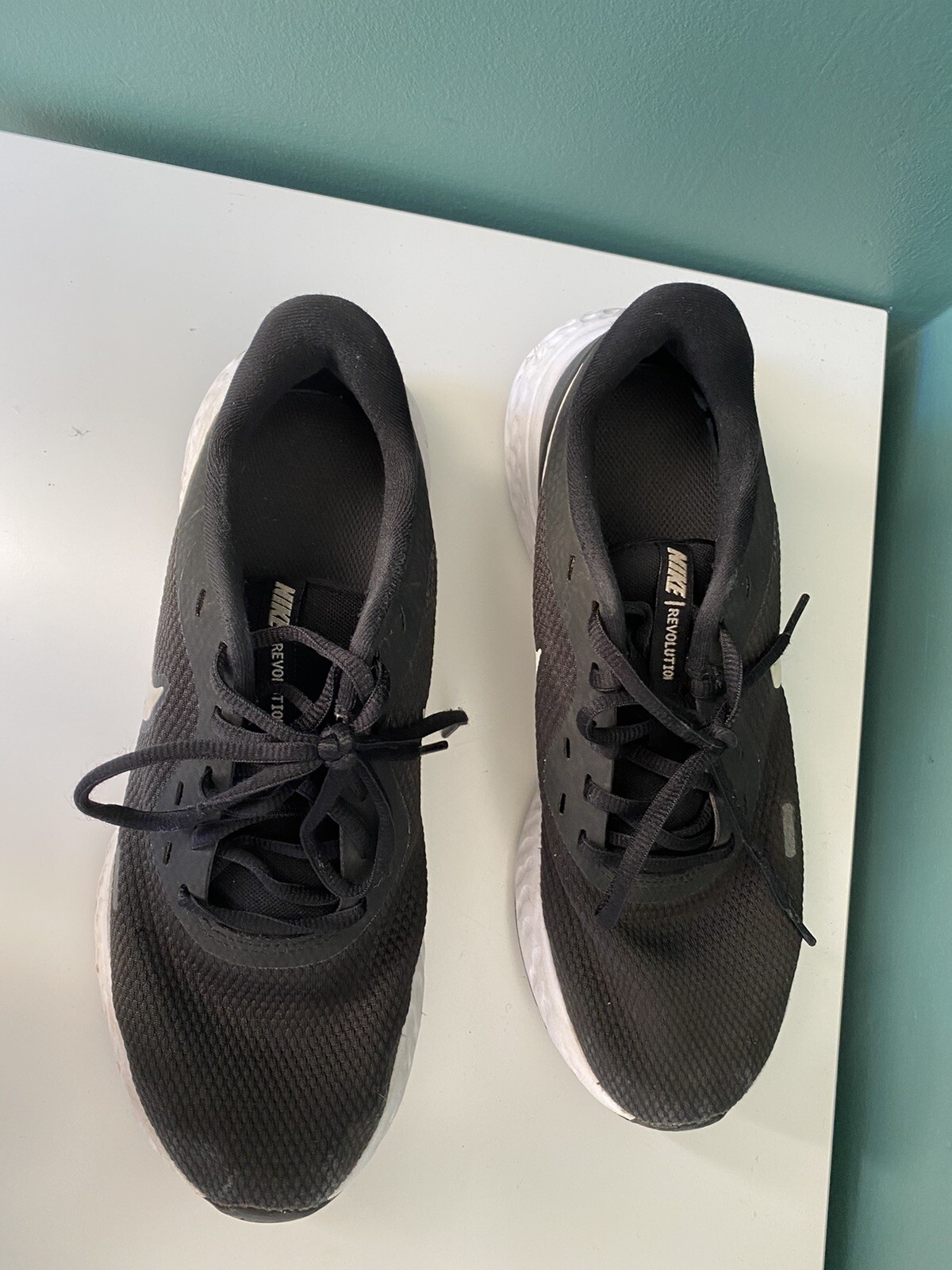 Nike Revolution 5 Women's Black/White Running Shoes S… Gem