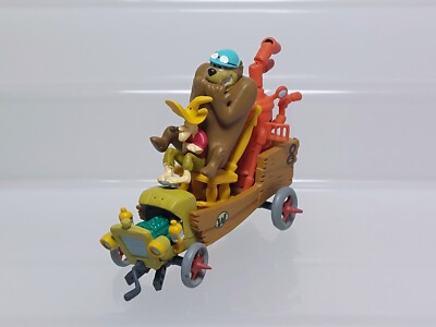 Wacky Races #8 The Arkansas Chug-a-Bug Vehicle Figure Konami Lazy
