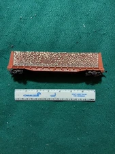 REVELL HO #4150 ATLANTIC COAST LINE FLAT CAR WITH LOG LOAD