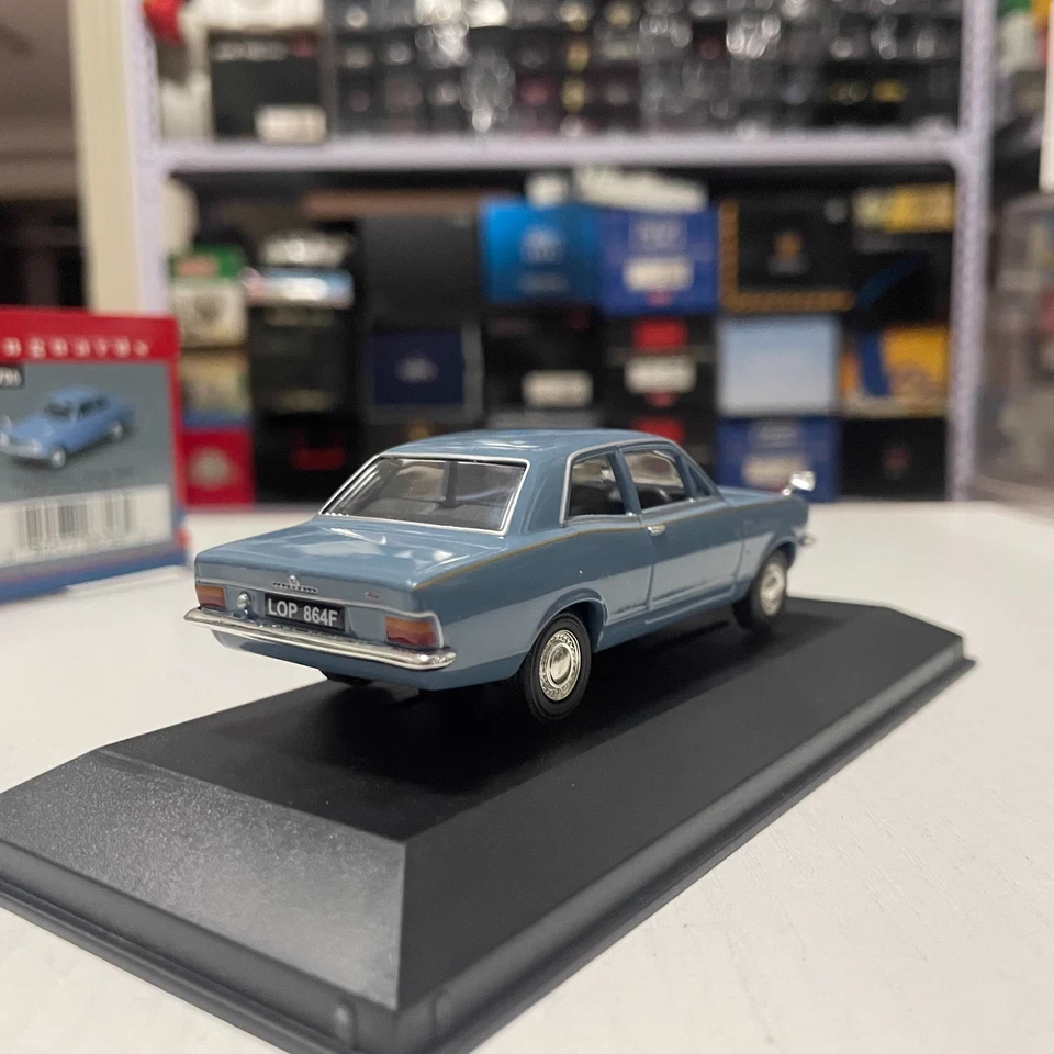 1:43 Vanguards/Corgi Vauxhall Viva H Diecast Model - Image 3 of 4