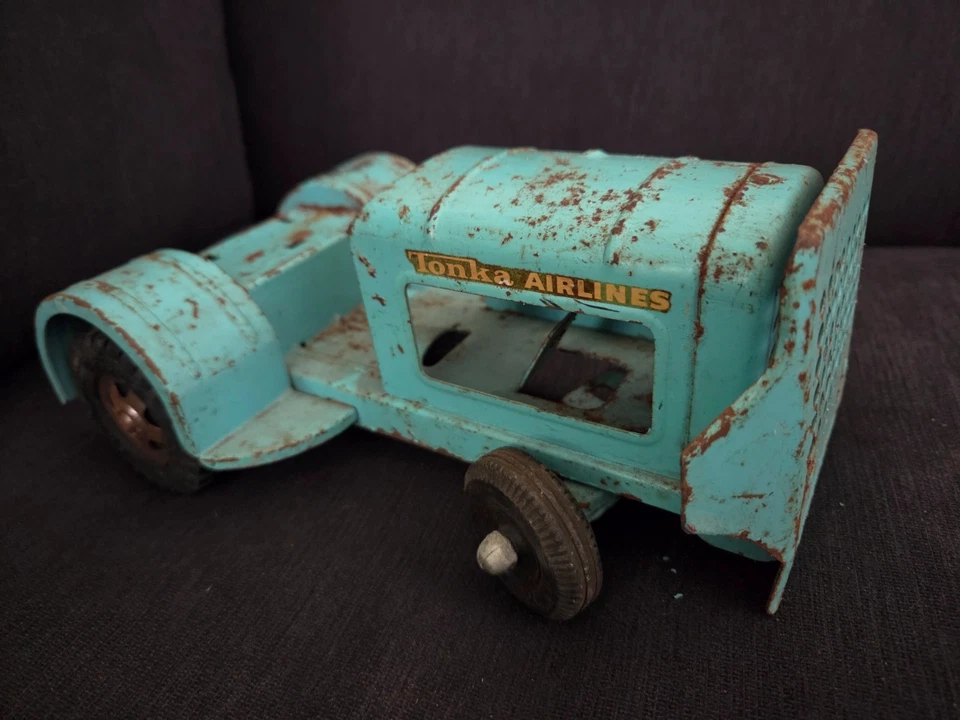'60s Tonka Airlines Luggage Tug - Image 2 of 4