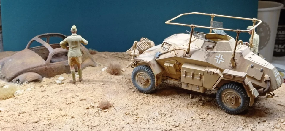 1:35 diorama DAK sdfkz 223+maggiolone distrutto+3 figure-SOLO SPEDIZIONI ITALIA - Immagine 2 di 4