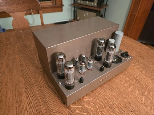 Marantz Model 8B vintage stereo tube power amplifier