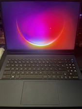 Msi Stealth 16 Studio A13VG Rtx 4070 8gb i7 13700H 16GB Ram DDR5 1TB SSD QWERTY